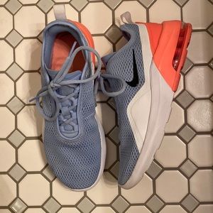 Nike Air Max Women’s Size 8.5 Tennis Shoes